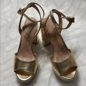 Chinese Laundry Gold Heels Elegant Metallic Sandals